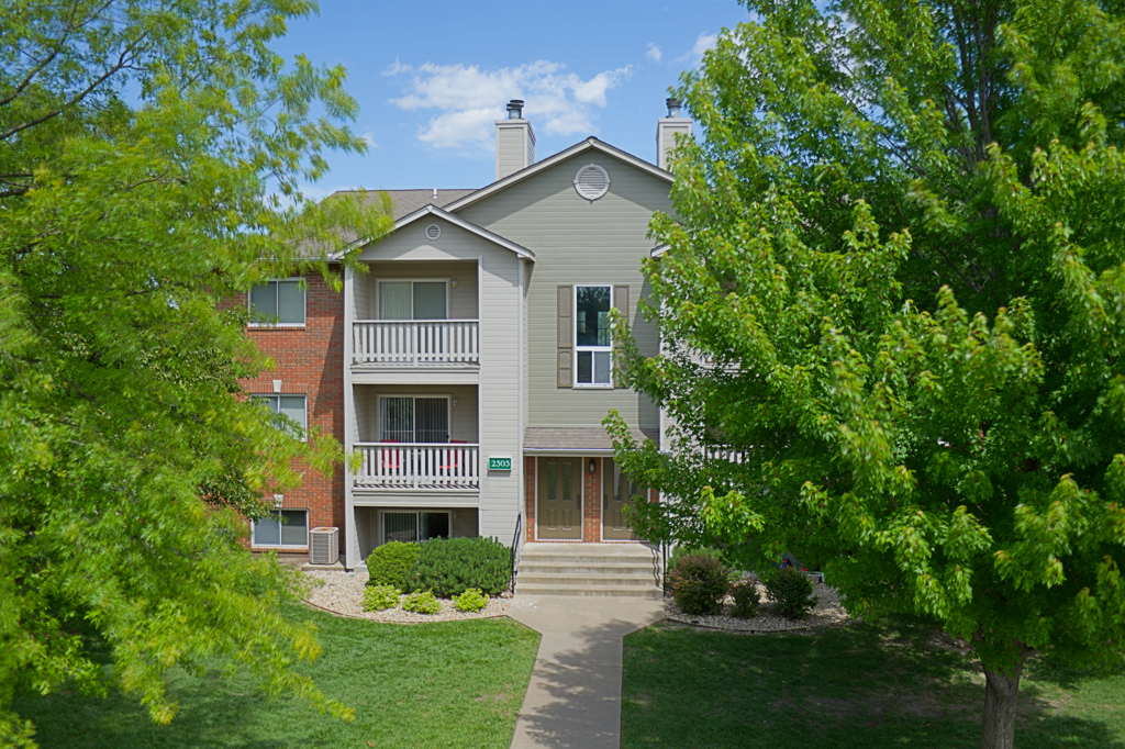 Cambridge Square Apartments